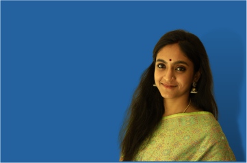 A lady executive invites people to contact the company for digital marketing services